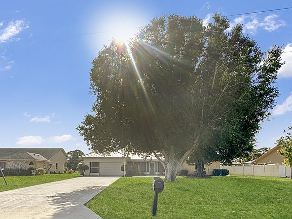 3rd image of 5313 Echo Pines Circle E