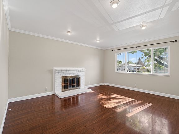 3rd image of 248 N Park Victoria Dr