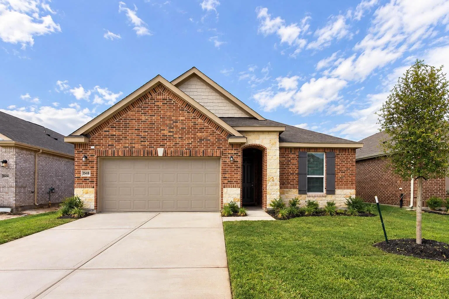 3 bed, 2.0 bath, 1675 sqft, $2,150 — Photo 1