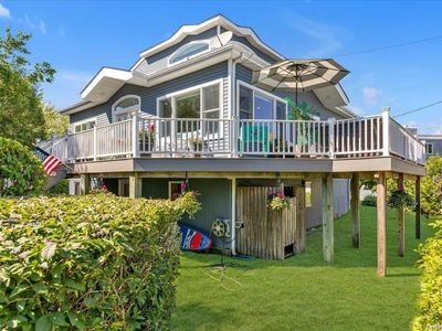 66 Savannah Walk, Oak Beach, NY, 11702