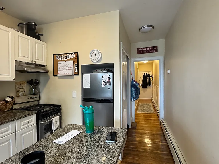 96 W Cedar St #6 — Photo 1