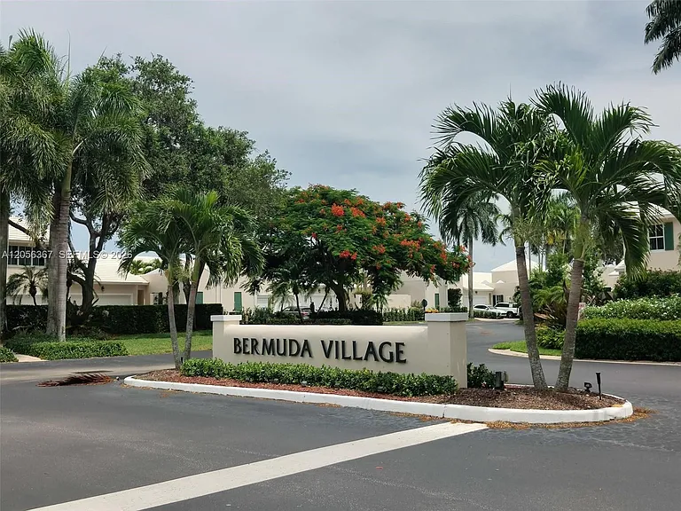 17276 Bermuda Village Dr #17276 — Photo 1