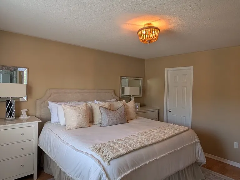 301 Davos Rd — Photo 9