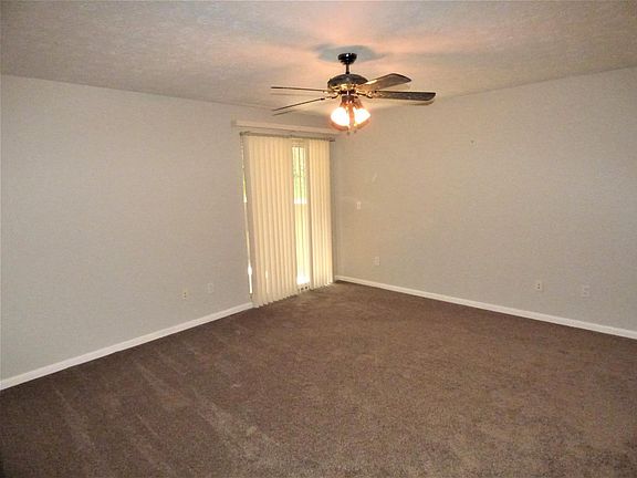 5th image of 537 Aspen Glen Dr APT 404