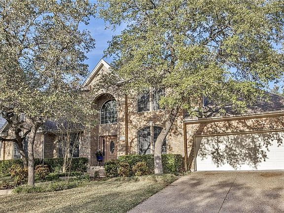 4th image of 7811 Moonflower Dr
