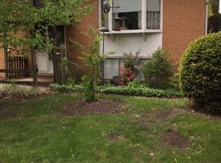 360 Wheeling Ave, Wheeling, IL 60090
