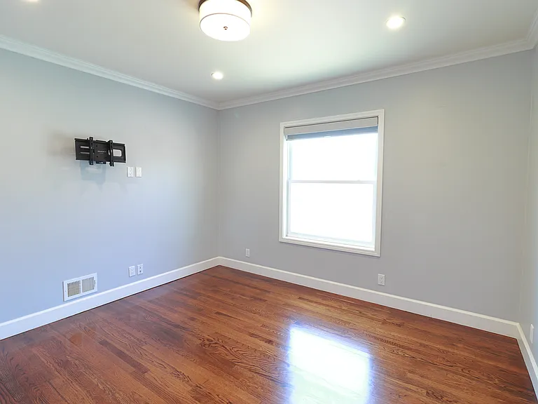 267 Bright St — Photo 12