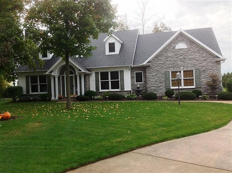 1st image of 2398 Cara Dr