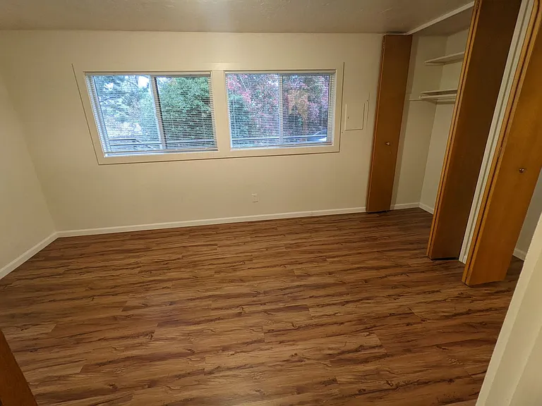 Park Village Apartments — Photo 128