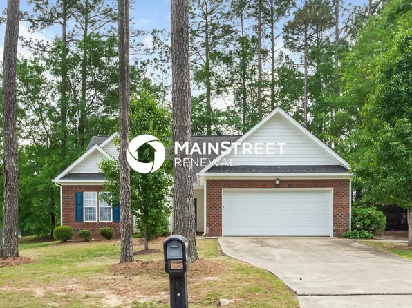 78 Dawn Ave, Four Oaks, NC 27524