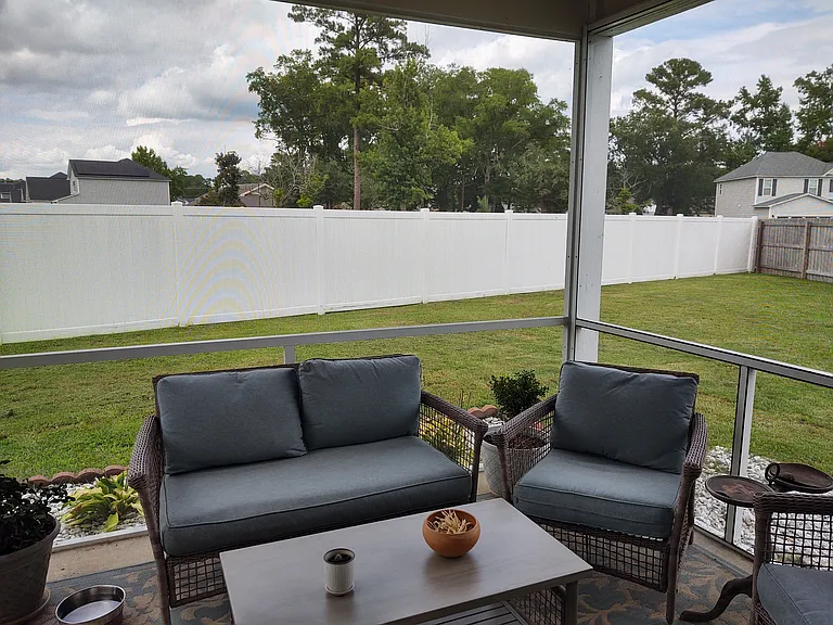 1404 Kinsley Ct NE — Photo 13