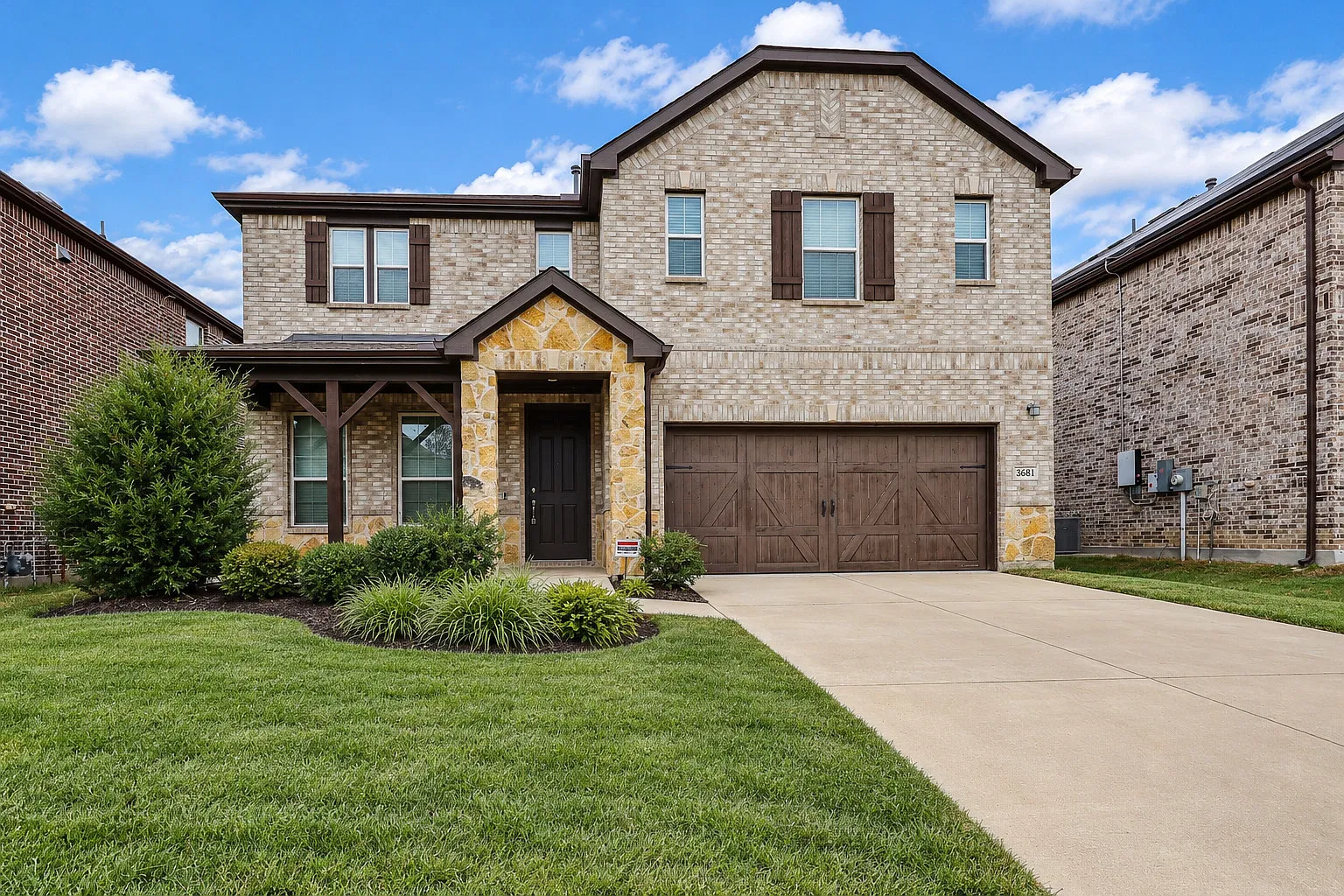 6 bed, 3521 sqft, $3,250 — Photo 1