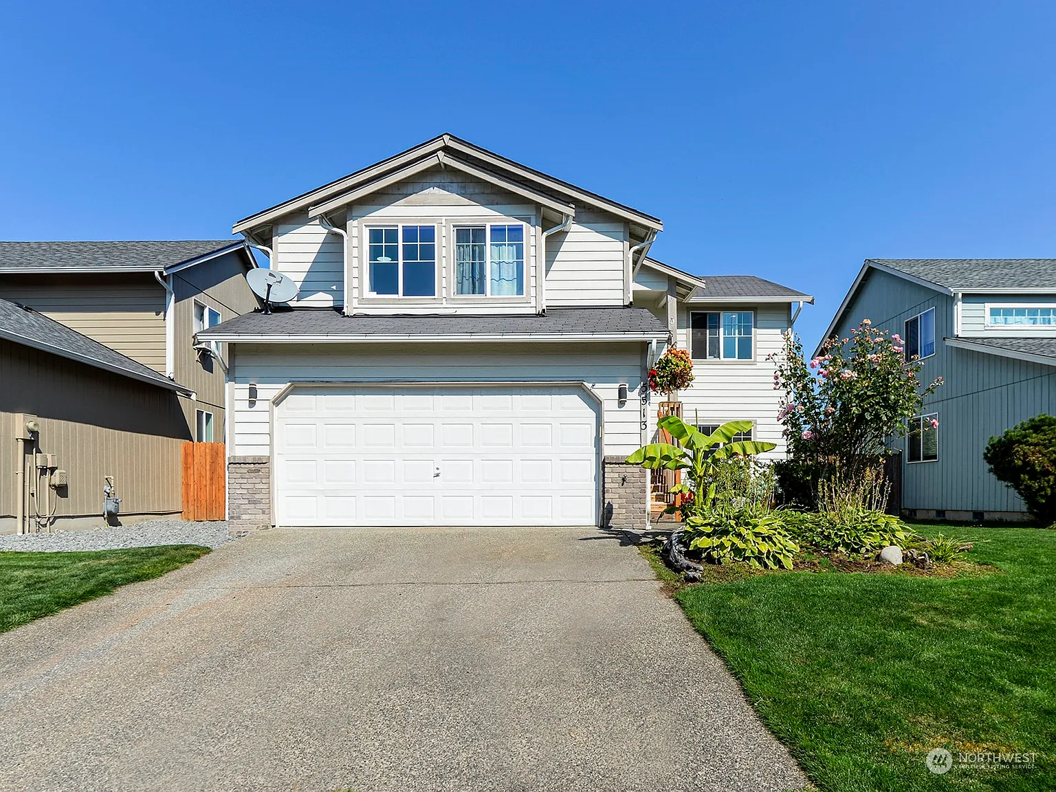 5513 209th Street E photo 1