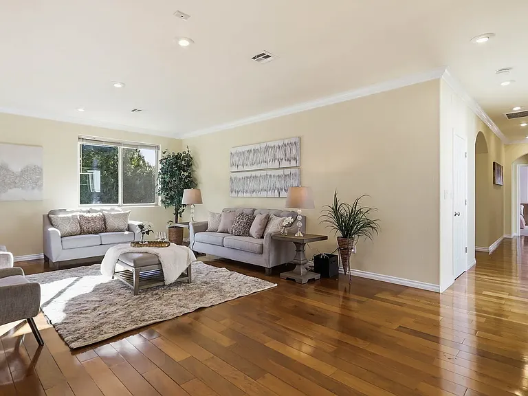 1352 S Stelling Rd — Photo 15