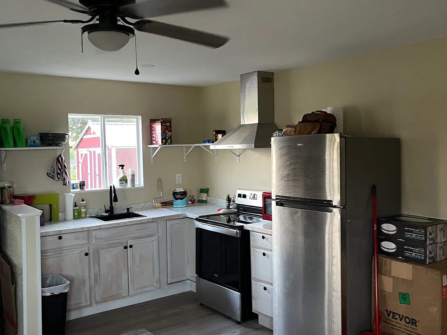 1 bed, 700 sqft, $1,000 — Photo 2
