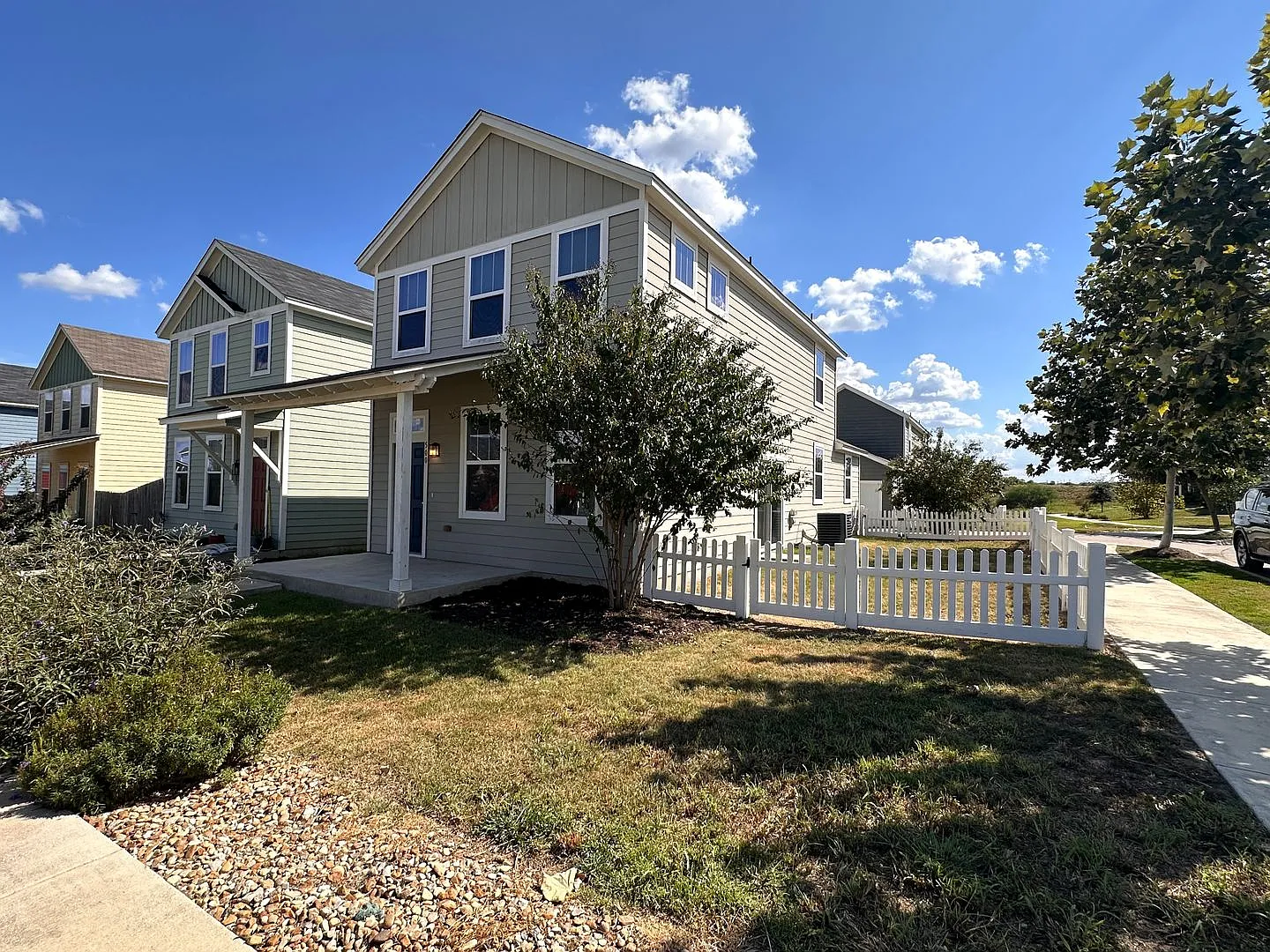 A Modern-Style 3 Bedroom / 2.5 Baths Two Story Home on a corner lot is for rent in Kyle, TX — Photo 3