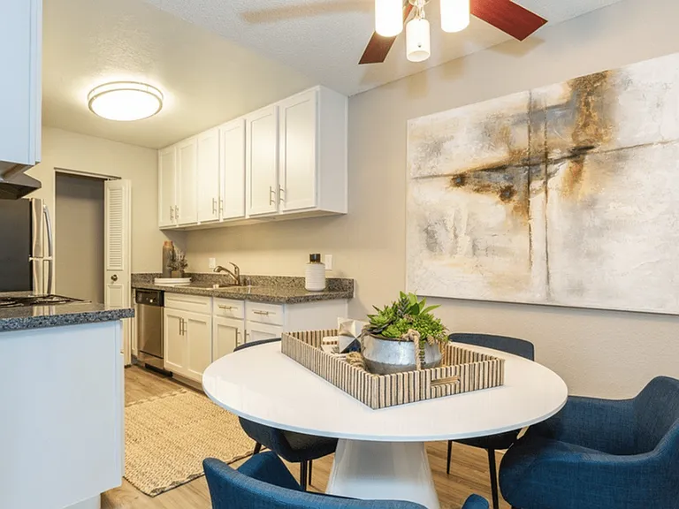 Apex Model Dining Room