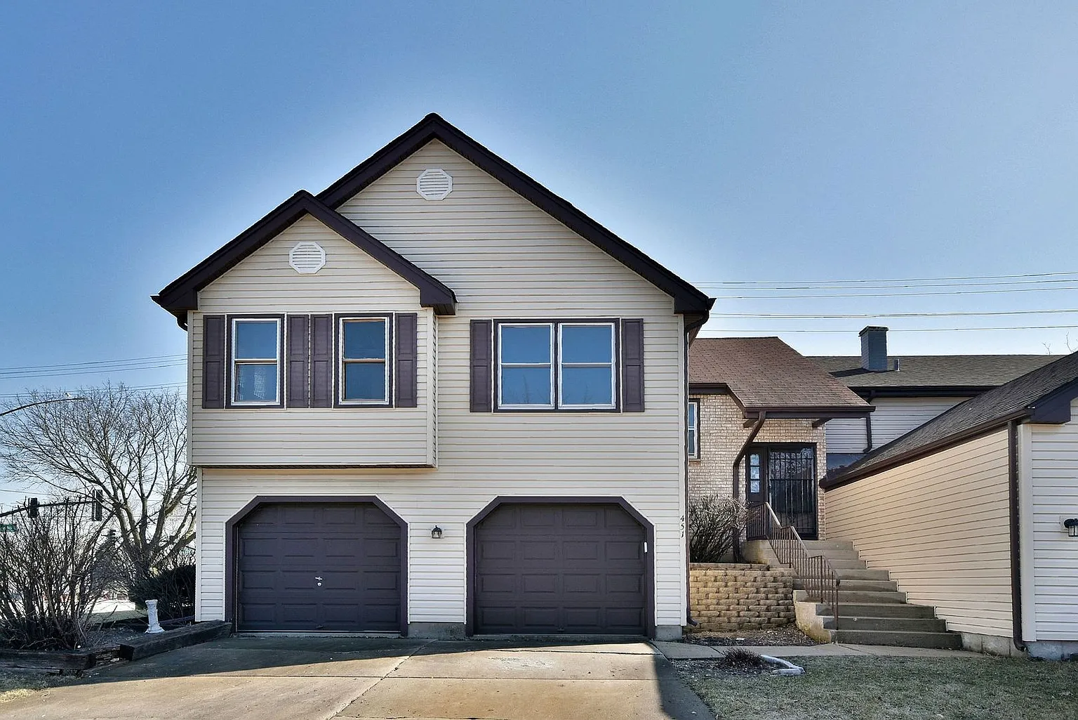 451 Thorndale Ct photo 1