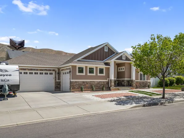 15163 S Skyfall Dr, Bluffdale, UT 84065
