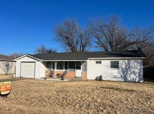 911 N Calhoun Ave, Liberal, KS 67901
