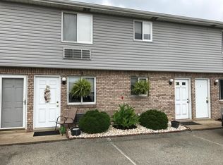 10 Bethel Rd APT F, Irwin, PA 15642