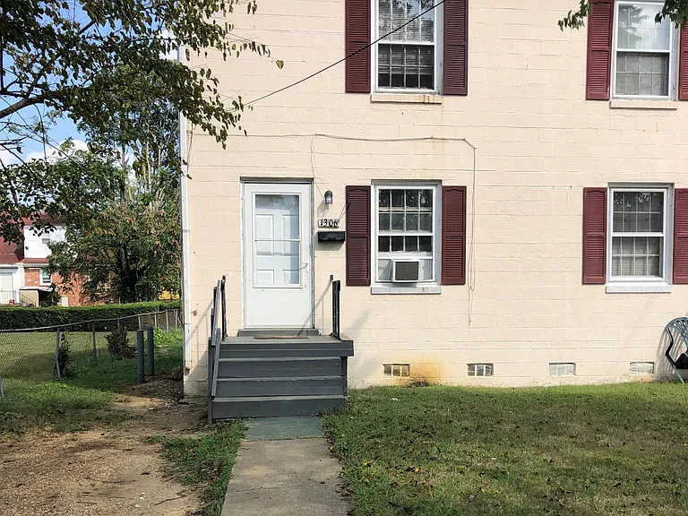 1306 White St #1306 — Photo 7