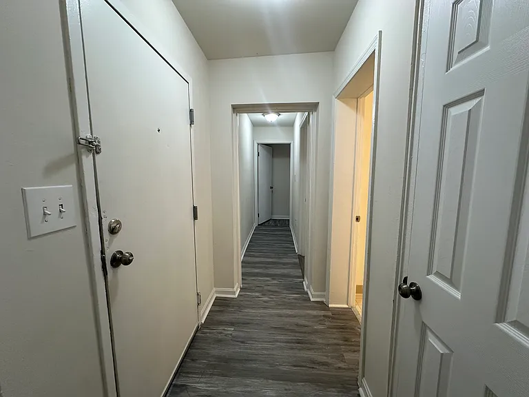 706 Brandywine St SE #102 — Photo 6