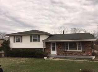 1828 Russell Cave Rd, Lexington, KY 40505