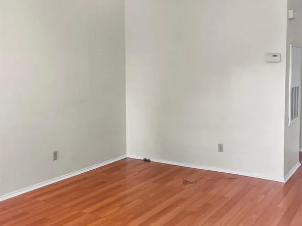 2706 Salado St APT 303, Austin, TX 78705