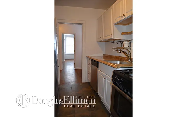 Rented by Douglas Elliman | media 11