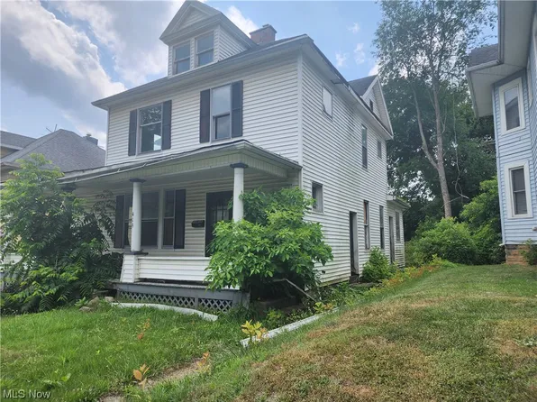 419 N 9th St, Cambridge, OH 43725