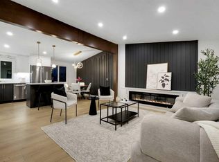 6316 W Travois Cres NW, Calgary, AB T2K 3S7