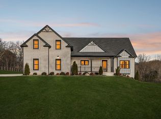 1005 Hickory Point Rd, Clarksville, TN 37043