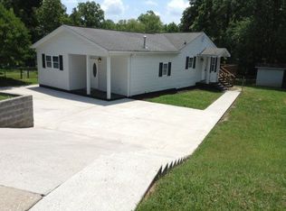 118 Pembroke Rd, Oak Ridge, TN 37830