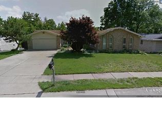 6 Forrester Dr, Ballwin, MO