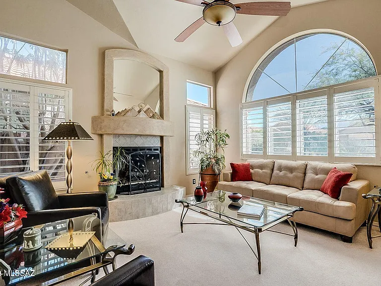 10769 N Eagle Eye Pl — Photo 5