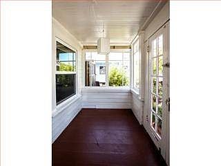 5th image of 319 Younglove Ave