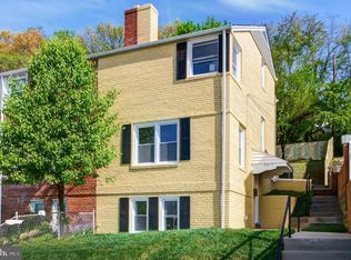 3617 Kemper Rd, Arlington, VA 22206