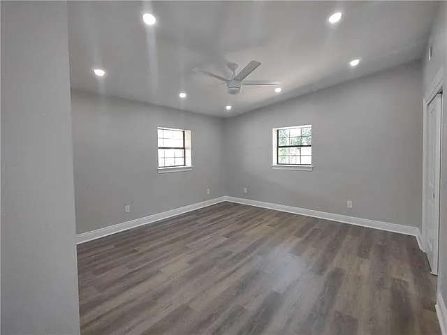 307 Talbot Dr — Photo 13
