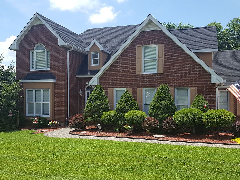1st image of 656 Davis Dr