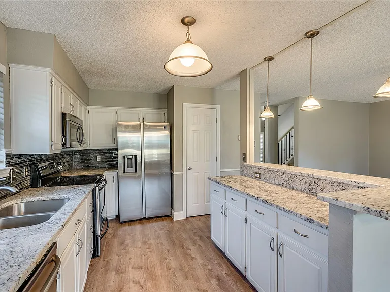 3104 Steve Dr — Photo 10