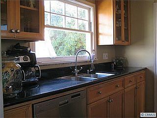 5th image of 492 Abbie Way