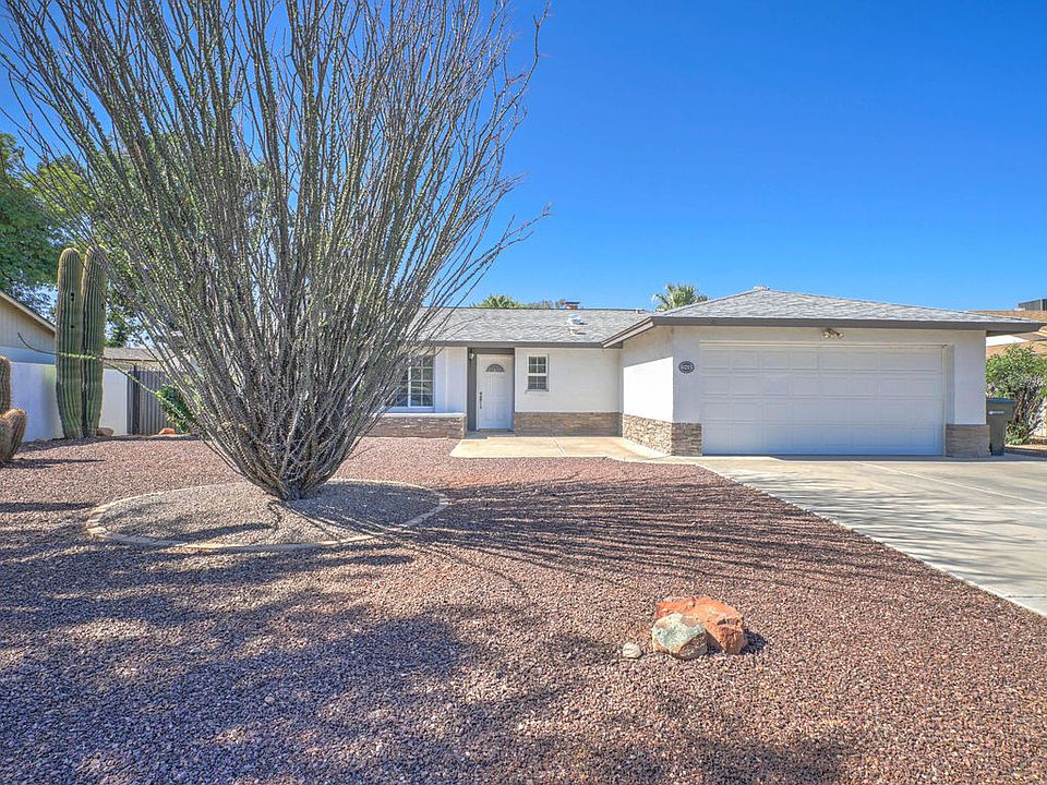 1st image of 6215 E Acoma Dr