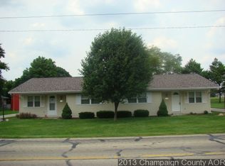 912 E Northline Rd, Tuscola, IL 61953