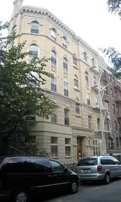 Rented by Acacia Realty | media 12