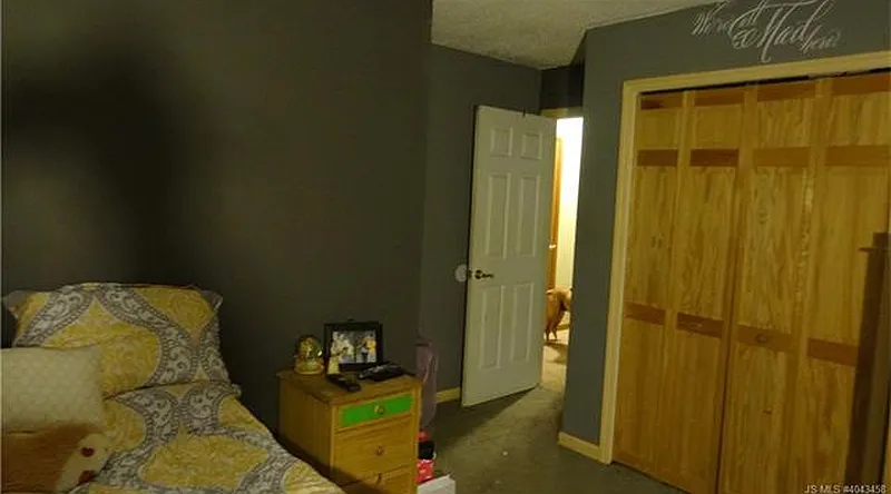 Thumbnail 13