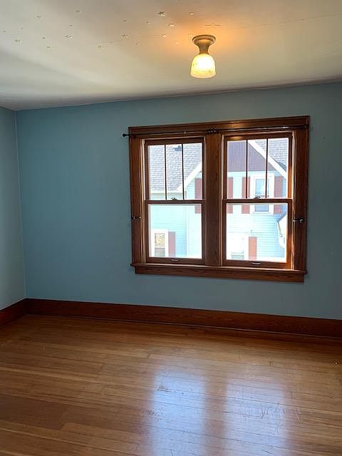 1st image of 279 S Main St