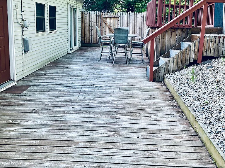 Large Back Deck