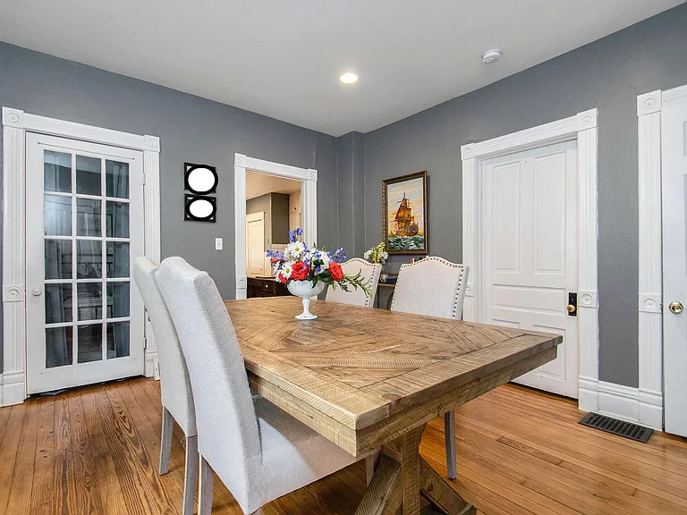 612 Pine Ave NW #1 — Photo 7