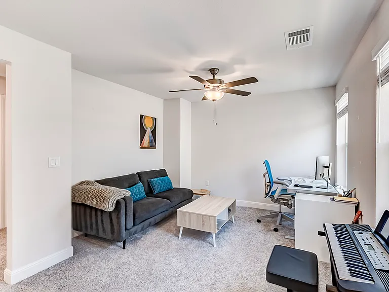 15805 Oglethorpe Dr — Photo 4